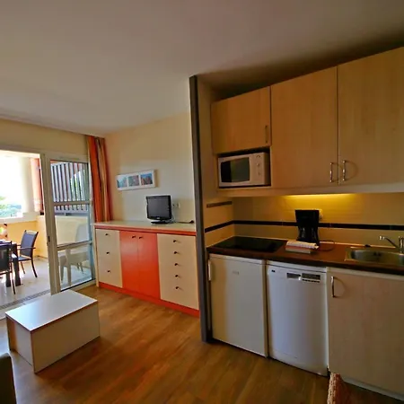 1m C8 250 - 391la * Saint-Raphaël