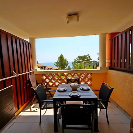 Apartment 1m C8 250 - 391la *