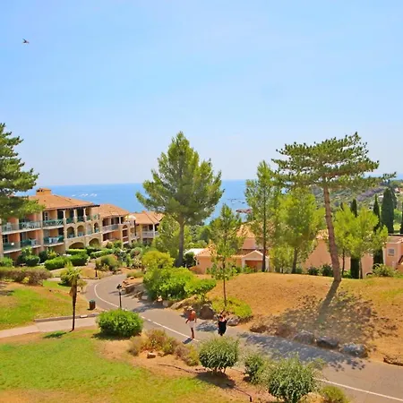 1m C8 250 - 391la Apartment Saint-Raphael (Var)