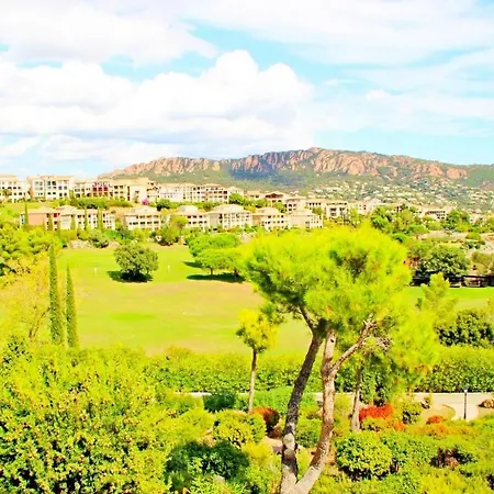 1m C8 250 - 391la Apartment Saint-Raphael (Var)